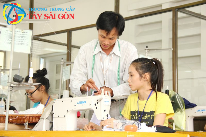 Ngành công nghệ thời trang và may mặc Trung cấp Tây Sài Gòn