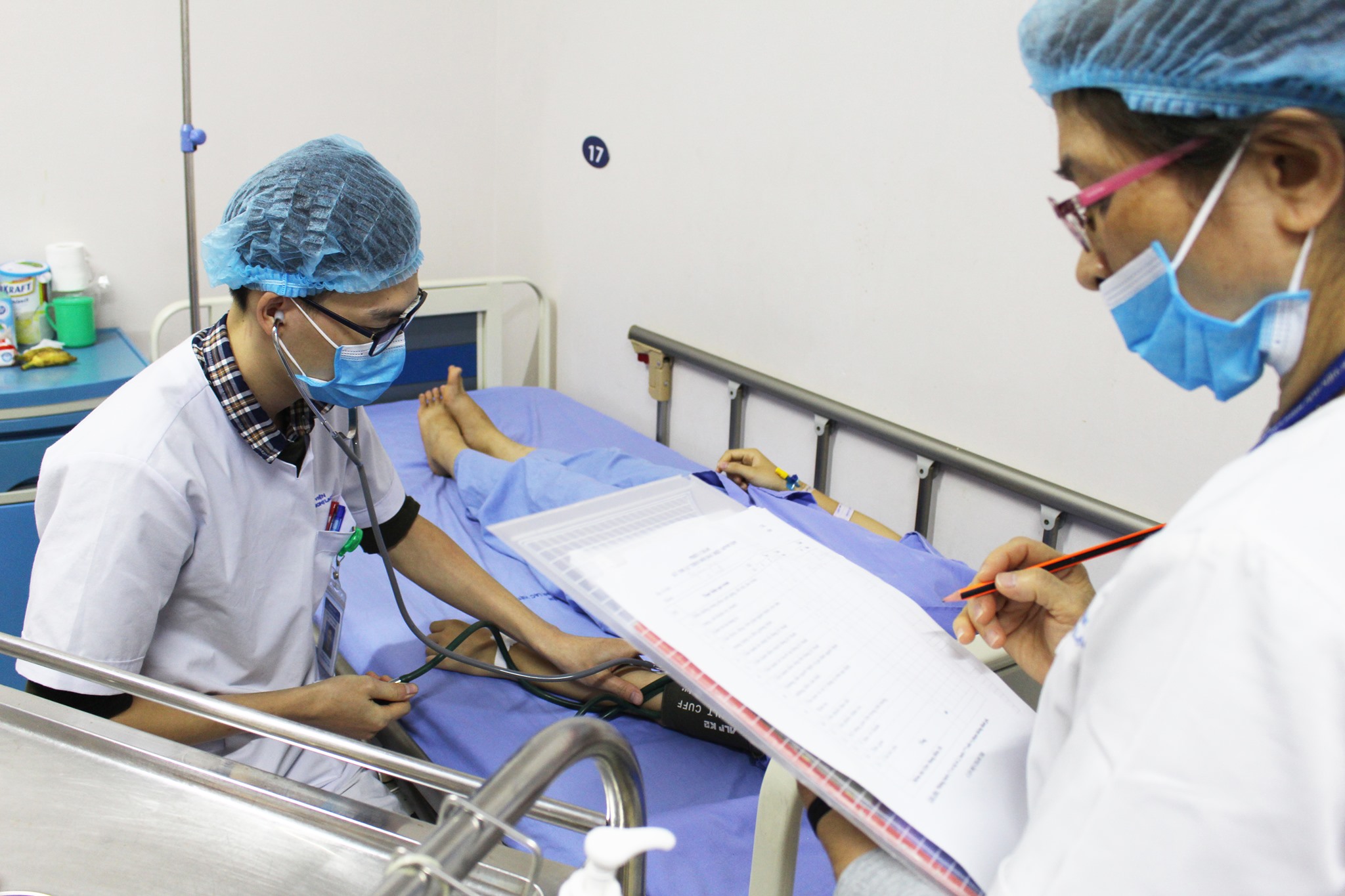 Giải đáp thắc mắc: Học điều dưỡng ngắn hạn có tốt không?