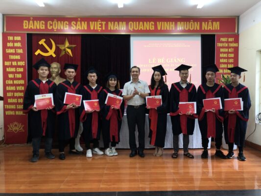 Vì sao nên lựa chọn học trung cấp chuyên nghiệp?