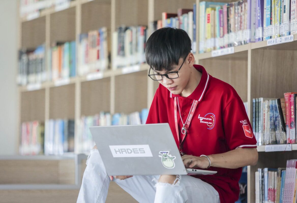 Trung cấp chuyên nghiệp là gì? Sự khác biệt giữa trung cấp chuyên nghiệp và trung cấp nghề